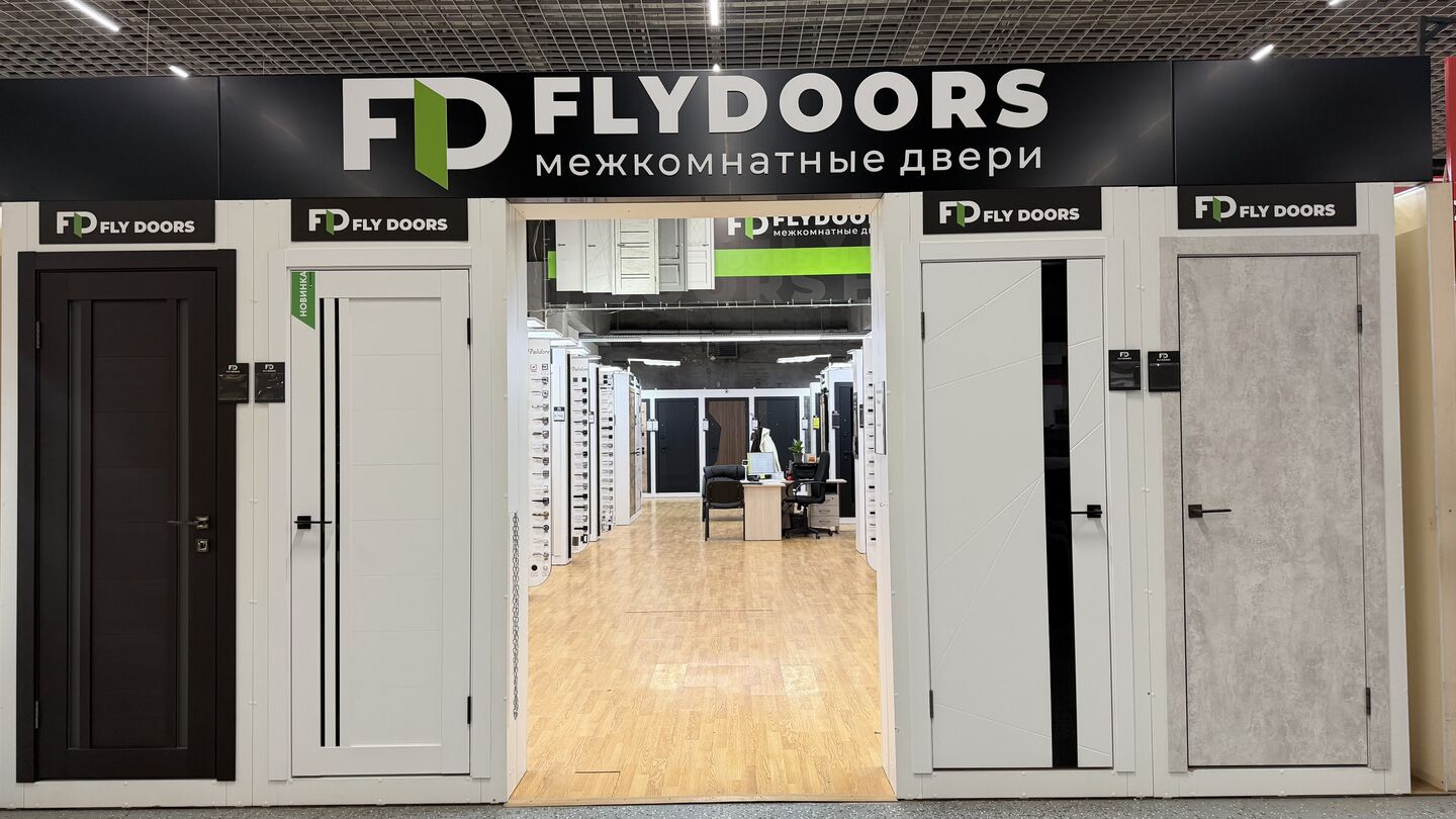 Интерьер магазина в Красноярске в ТЦ Республика на проспекте им. газеты Красноярский Рабочий, 27 ст4